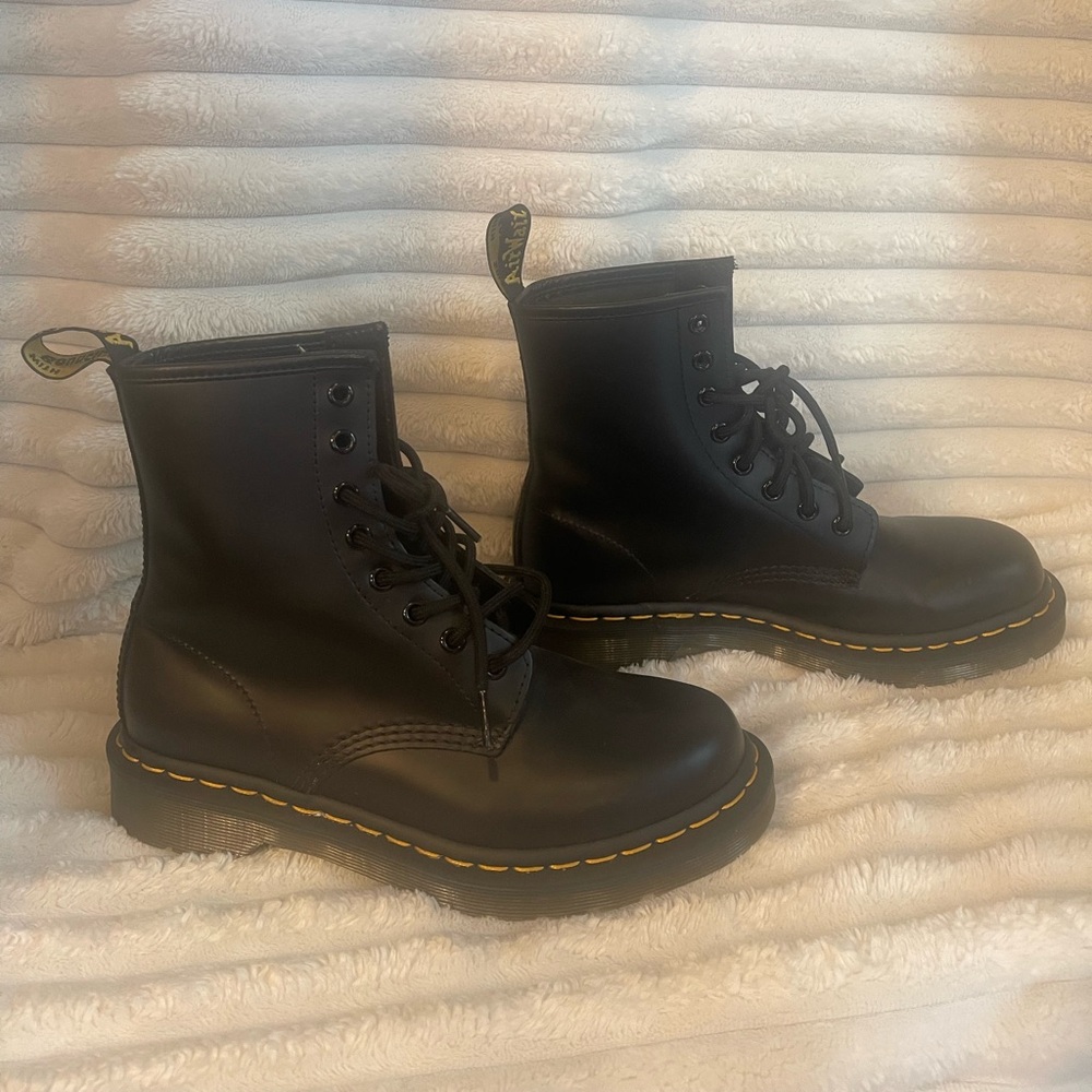 Never Worn - image 1